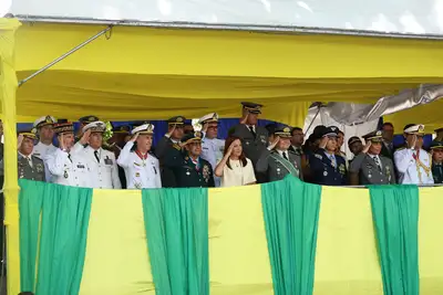 notícia: Belém reúne mais de 20 mil pessoas no tradicional desfile da Independência do Brasil