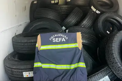 notícia: Equipes da Sefa apreendem mais de 150 toneladas de milho em grãos e 86 pneus