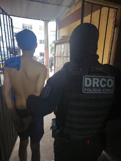 notícia: PC prende 14 integrantes de facção por sequestros de motoristas de aplicativo e roubos de veículos