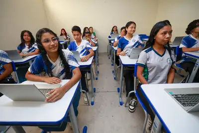 notícia: Governo do Pará entrega duas escolas estaduais ao distrito de Mosqueiro
