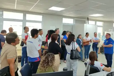 notícia: Seduc reúne gestores da DRE Capanema para apresentar ensino mediado por tecnologia