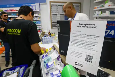 notícia: Procon Pará participa de operação para fiscalizar uso de CPF em farmácias de Belém